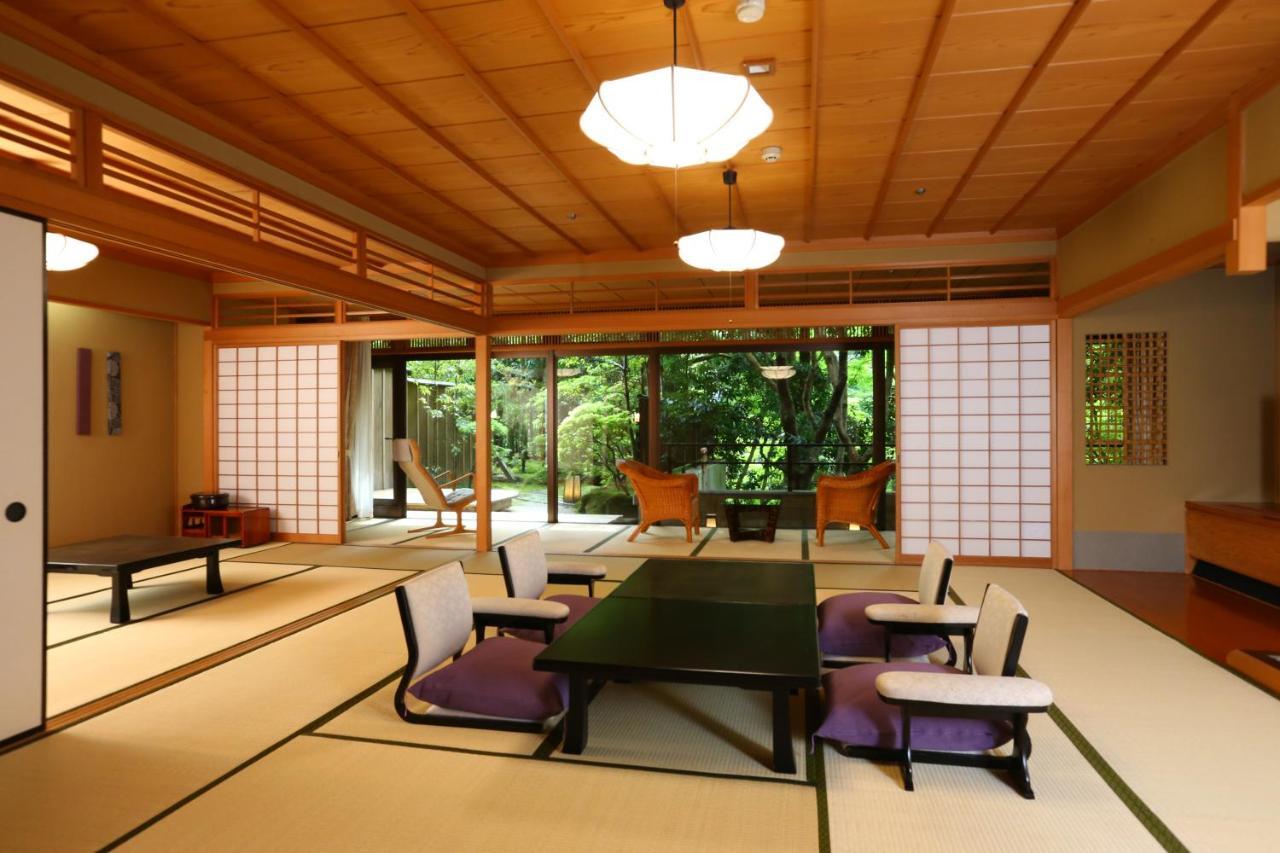 Hotel Oku Yugawara Sansuirou Zimmer foto